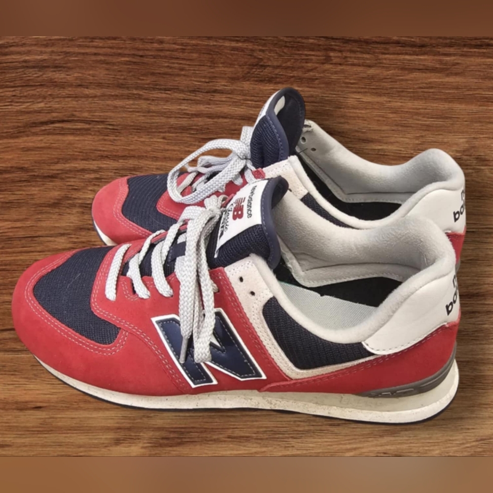 New Balance Men's Size 11 574 Classic Sneakers Shoes  ML574EH2 Red